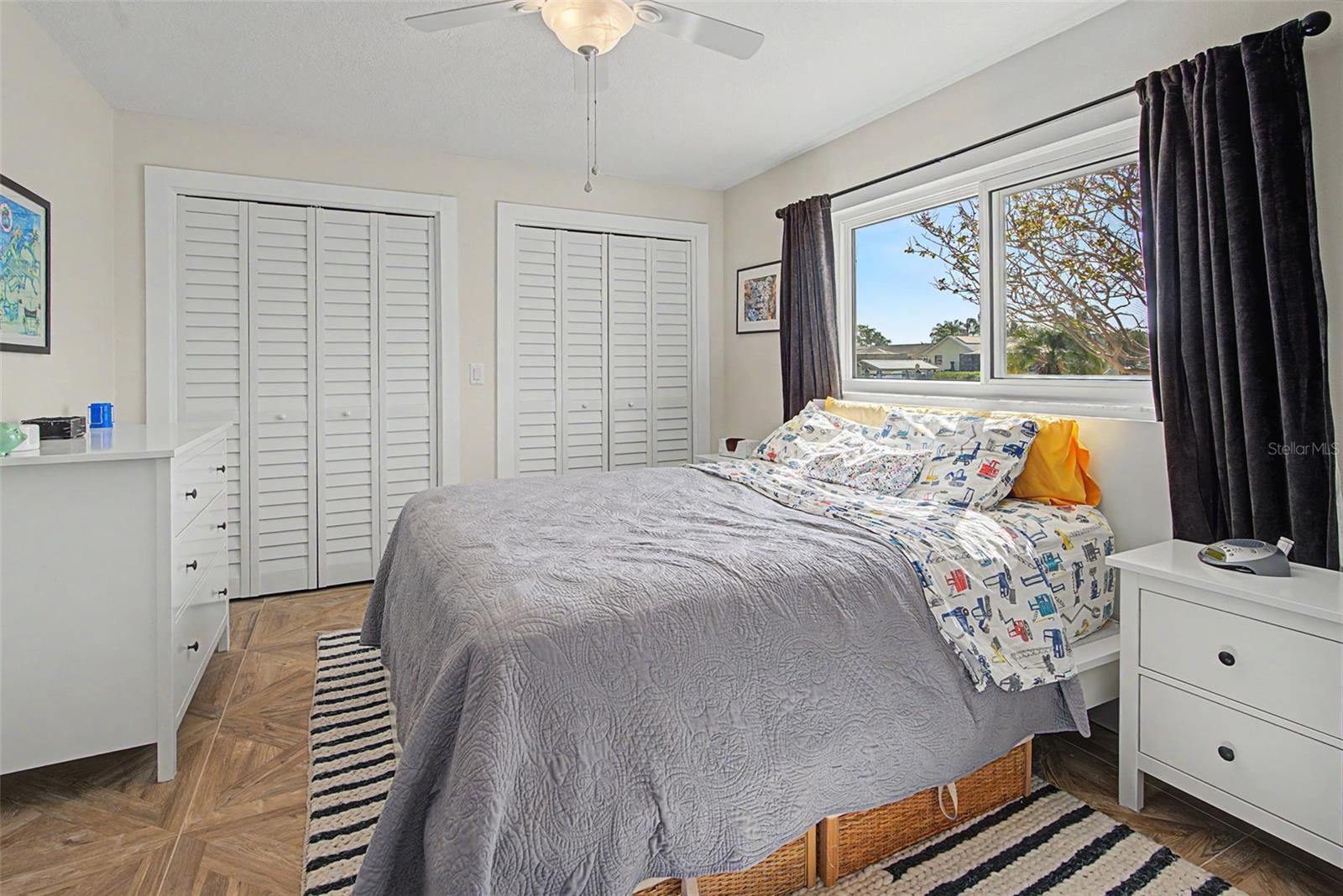 910 EAGLE LN, APOLLO BEACH, FL, 33572