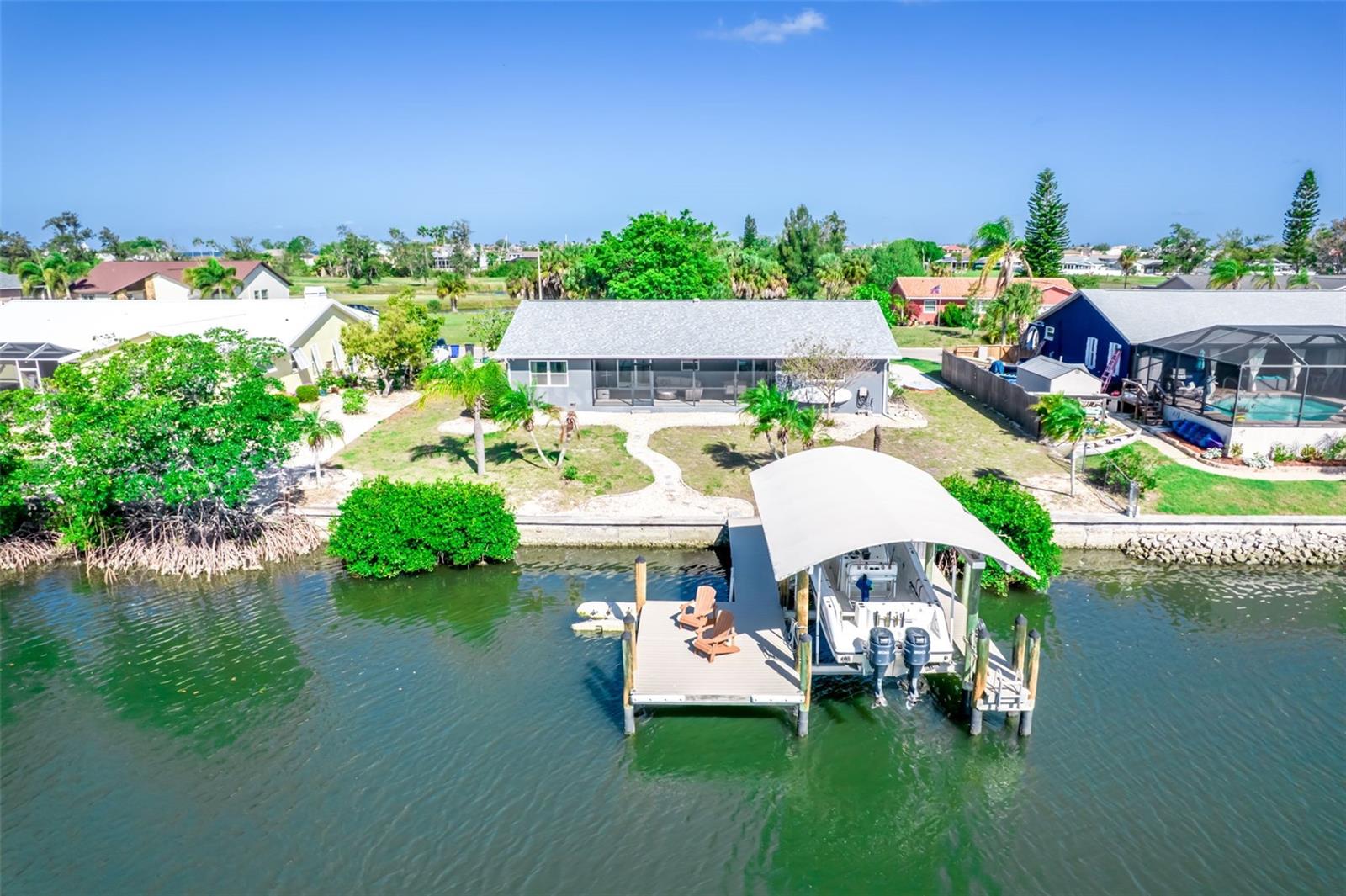 910 EAGLE LN, APOLLO BEACH, FL, 33572