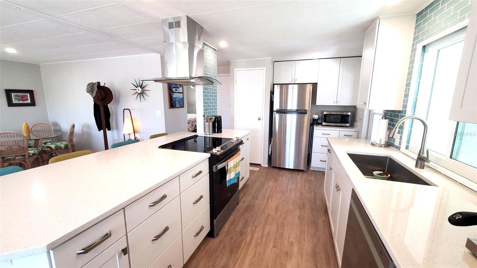 712 CAREFREE, VENICE, FL, 34285