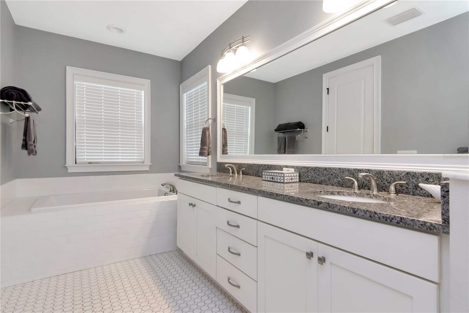 409 S TAMPANIA AVE #2, TAMPA, FL, 33609