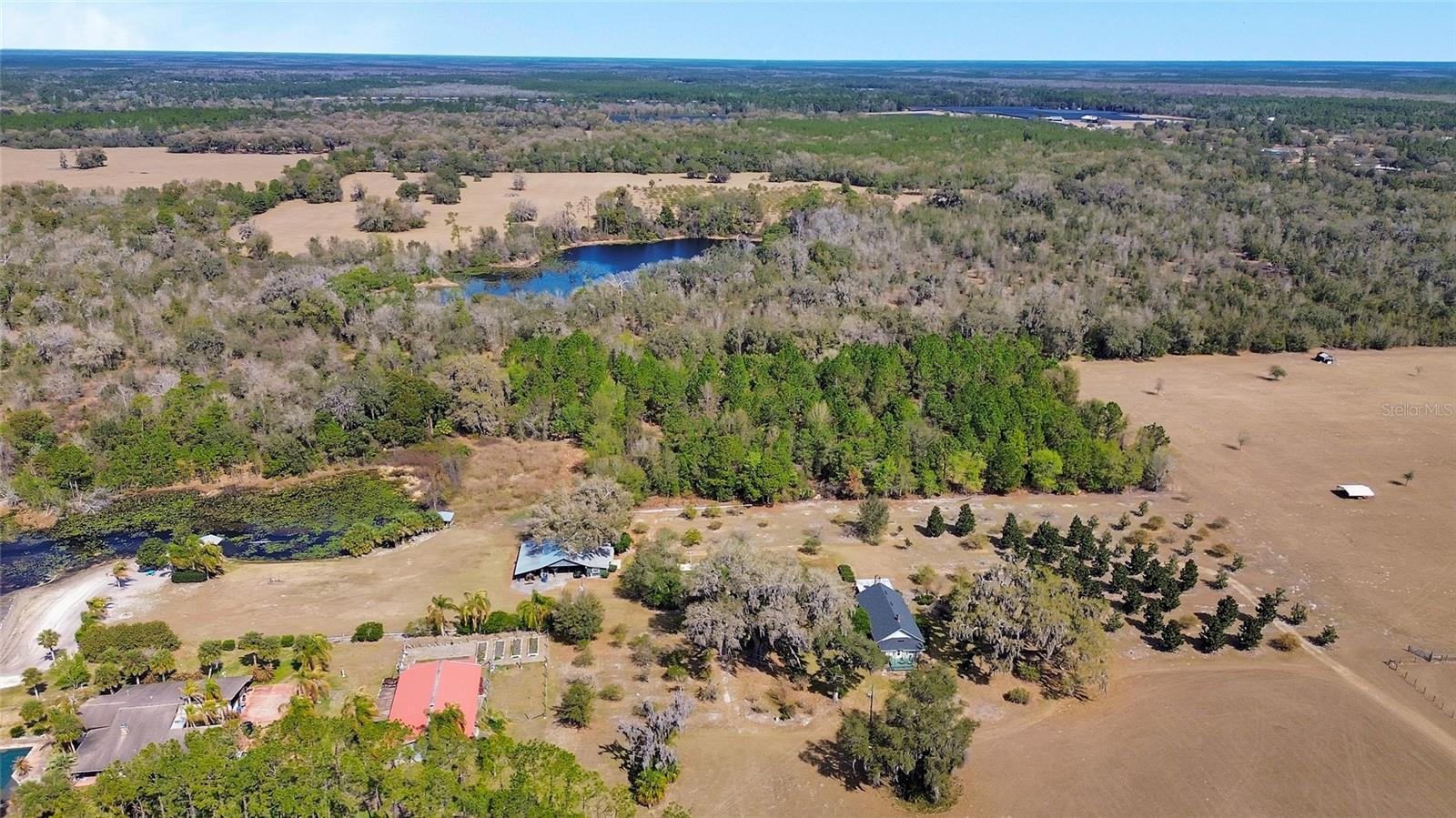 1403 BLACKWELDER RD, DE LEON SPRINGS, FL, 32130