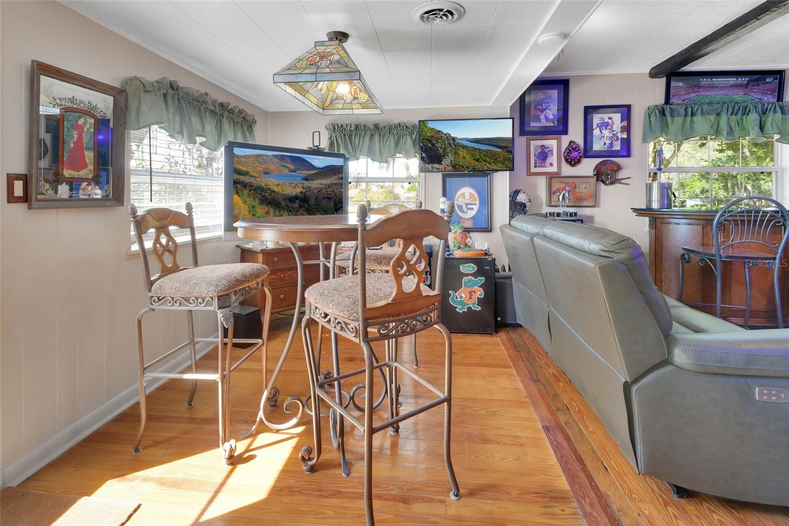 1403 BLACKWELDER RD, DE LEON SPRINGS, FL, 32130