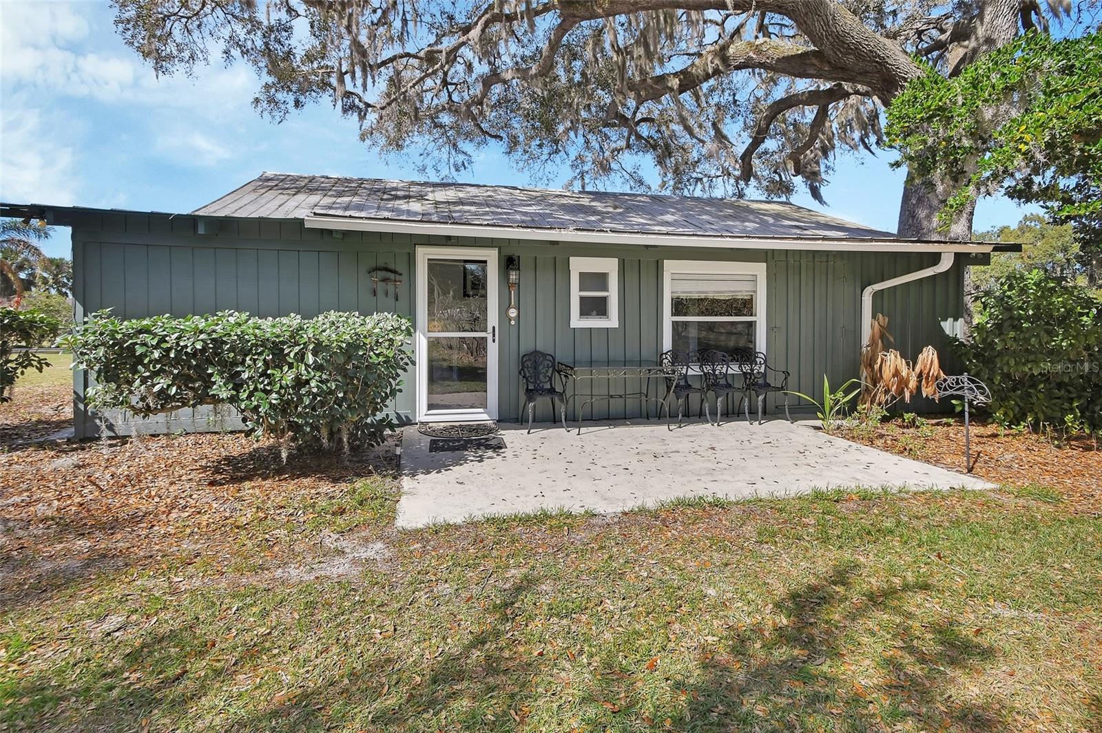 1403 BLACKWELDER RD, DE LEON SPRINGS, FL, 32130