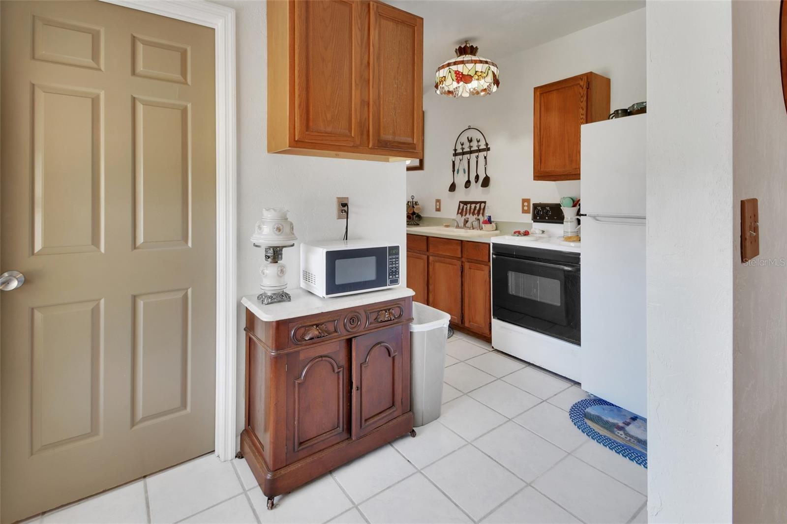 1403 BLACKWELDER RD, DE LEON SPRINGS, FL, 32130