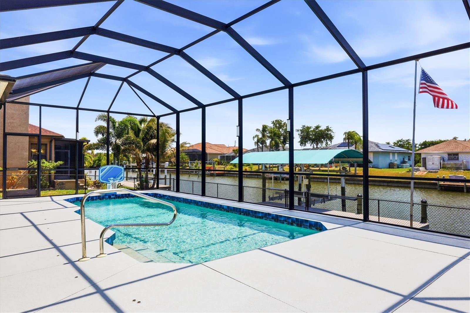 15610 SEAFOAM CIR, PORT CHARLOTTE, FL, 33981