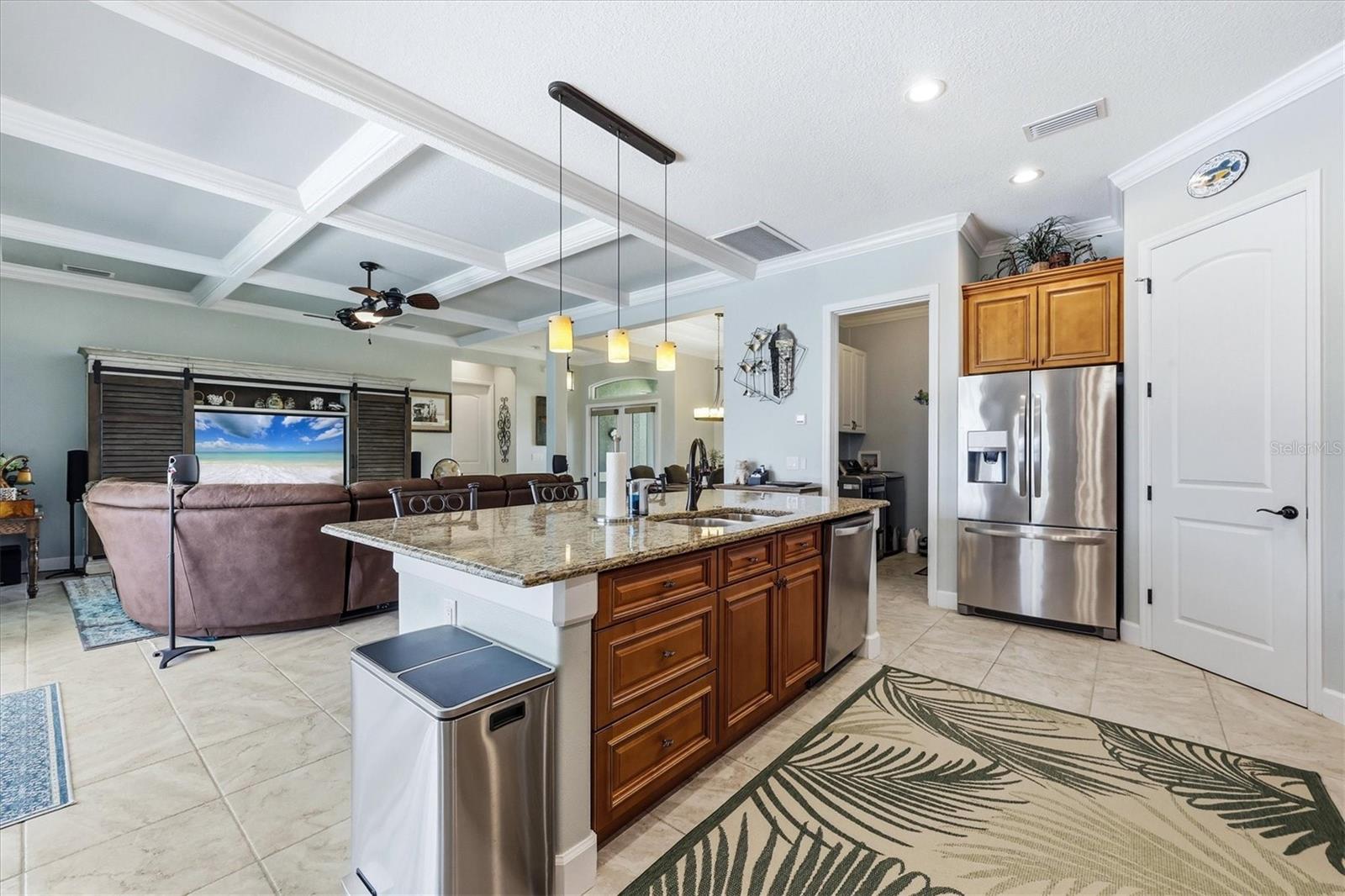 15610 SEAFOAM CIR, PORT CHARLOTTE, FL, 33981