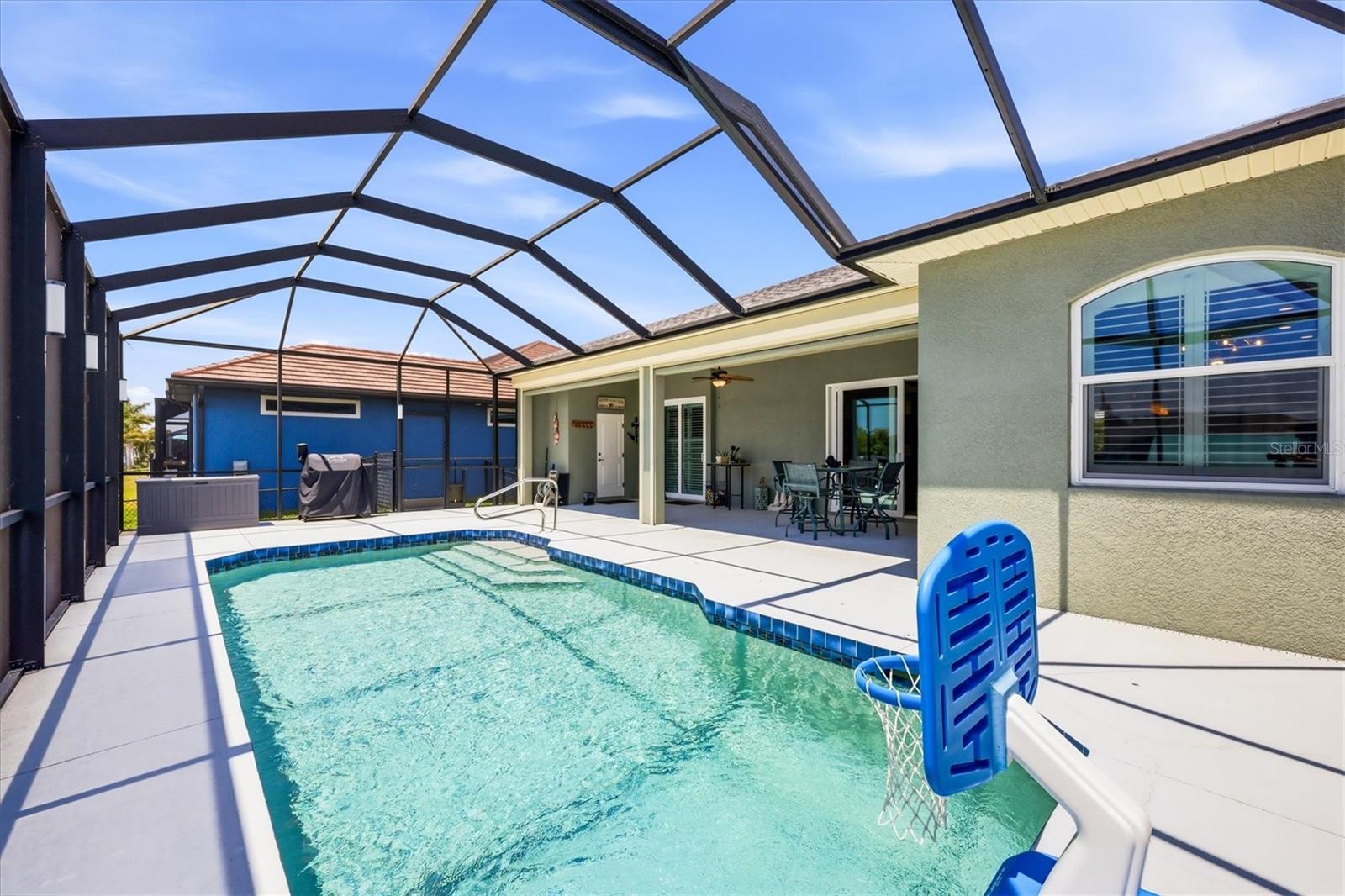 15610 SEAFOAM CIR, PORT CHARLOTTE, FL, 33981