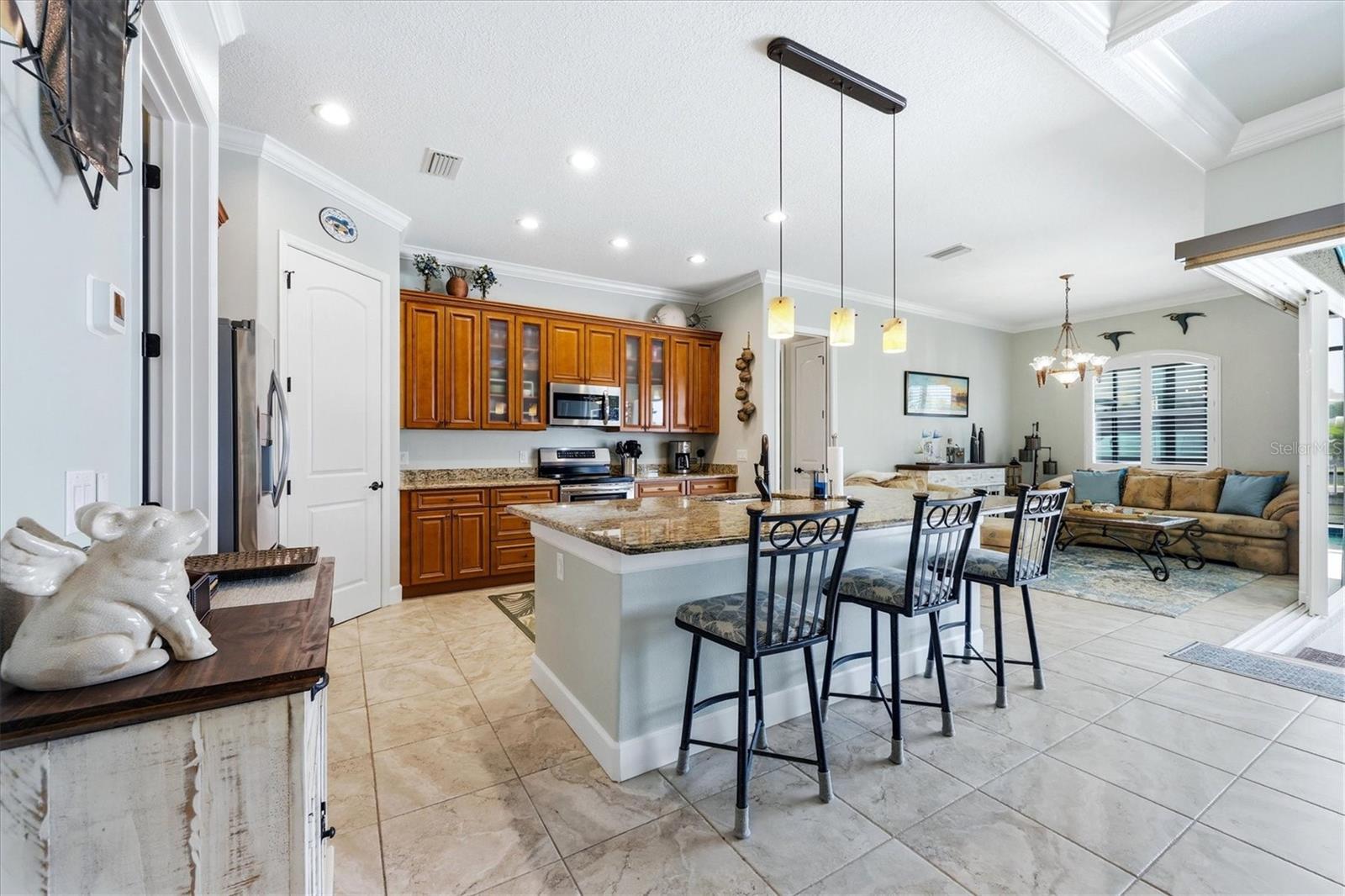 15610 SEAFOAM CIR, PORT CHARLOTTE, FL, 33981