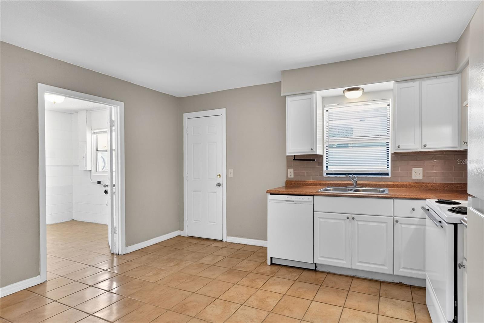 1554 SARAH ST, LAKE WALES, FL, 33898