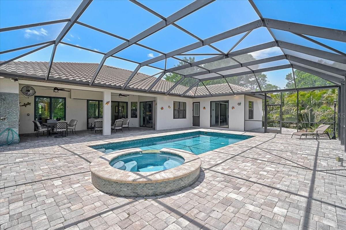 113 BURNEY RD, OSPREY, FL, 34229