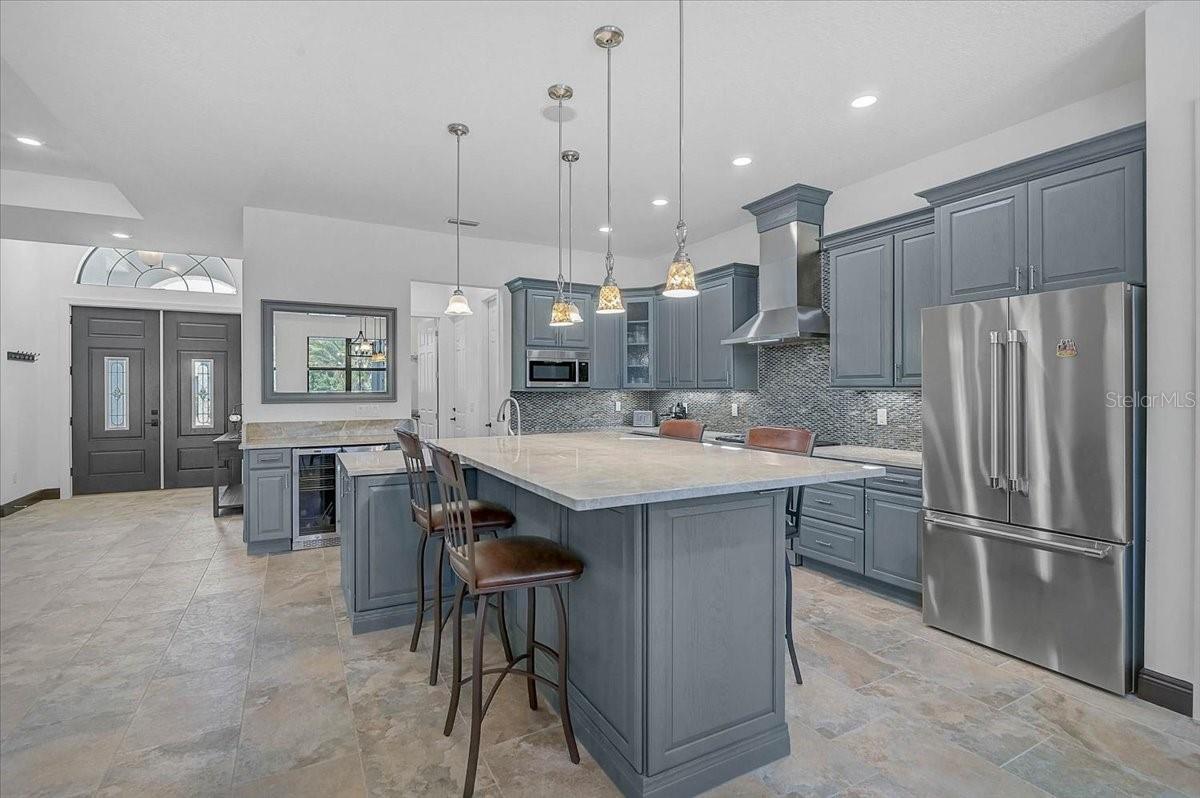 113 BURNEY RD, OSPREY, FL, 34229