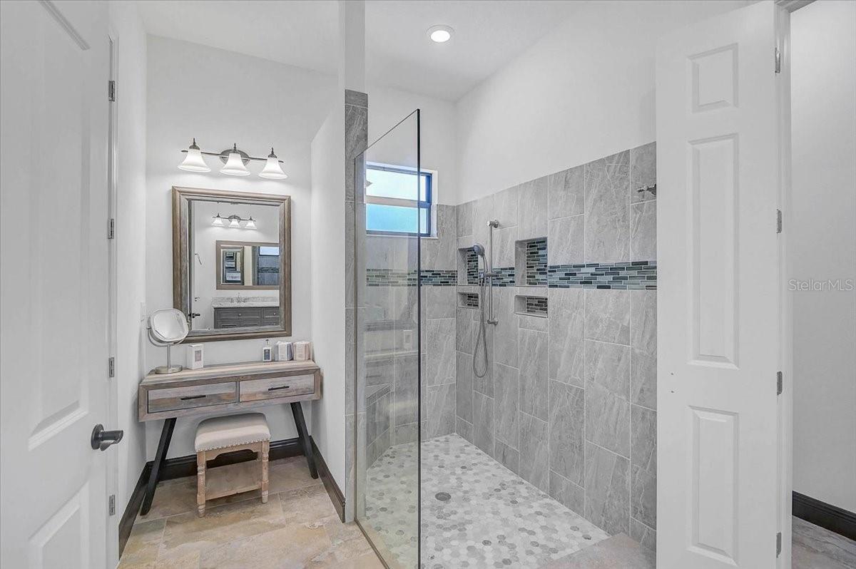 113 BURNEY RD, OSPREY, FL, 34229