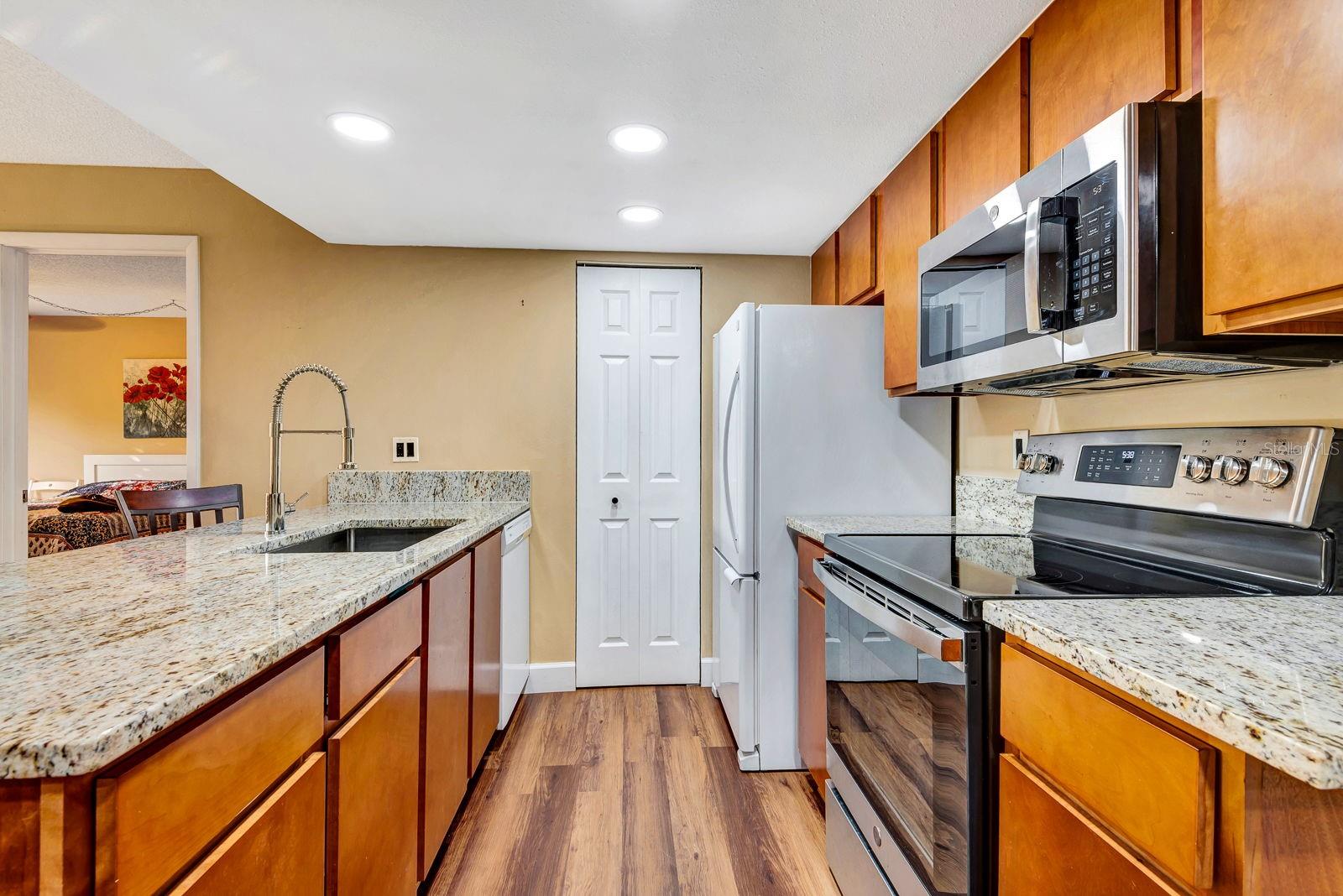 2721 72ND STREET CT W, BRADENTON, FL, 34209