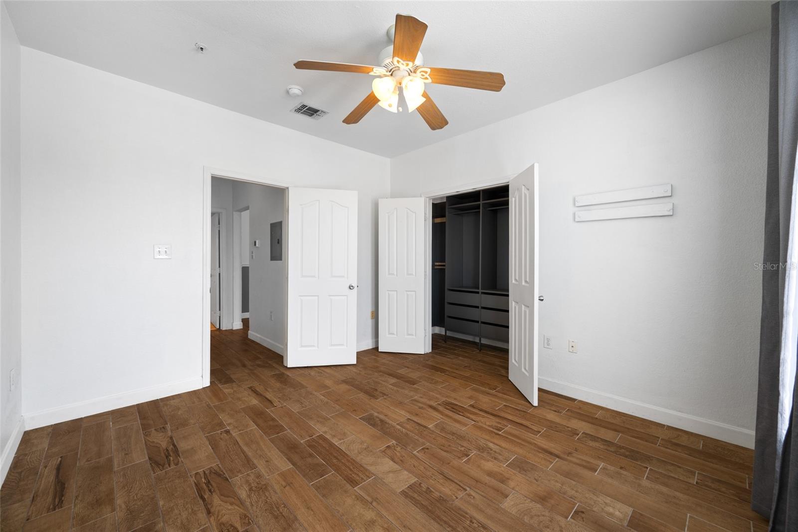 5000 CULBREATH KEY WAY #1-201, TAMPA, FL, 33611