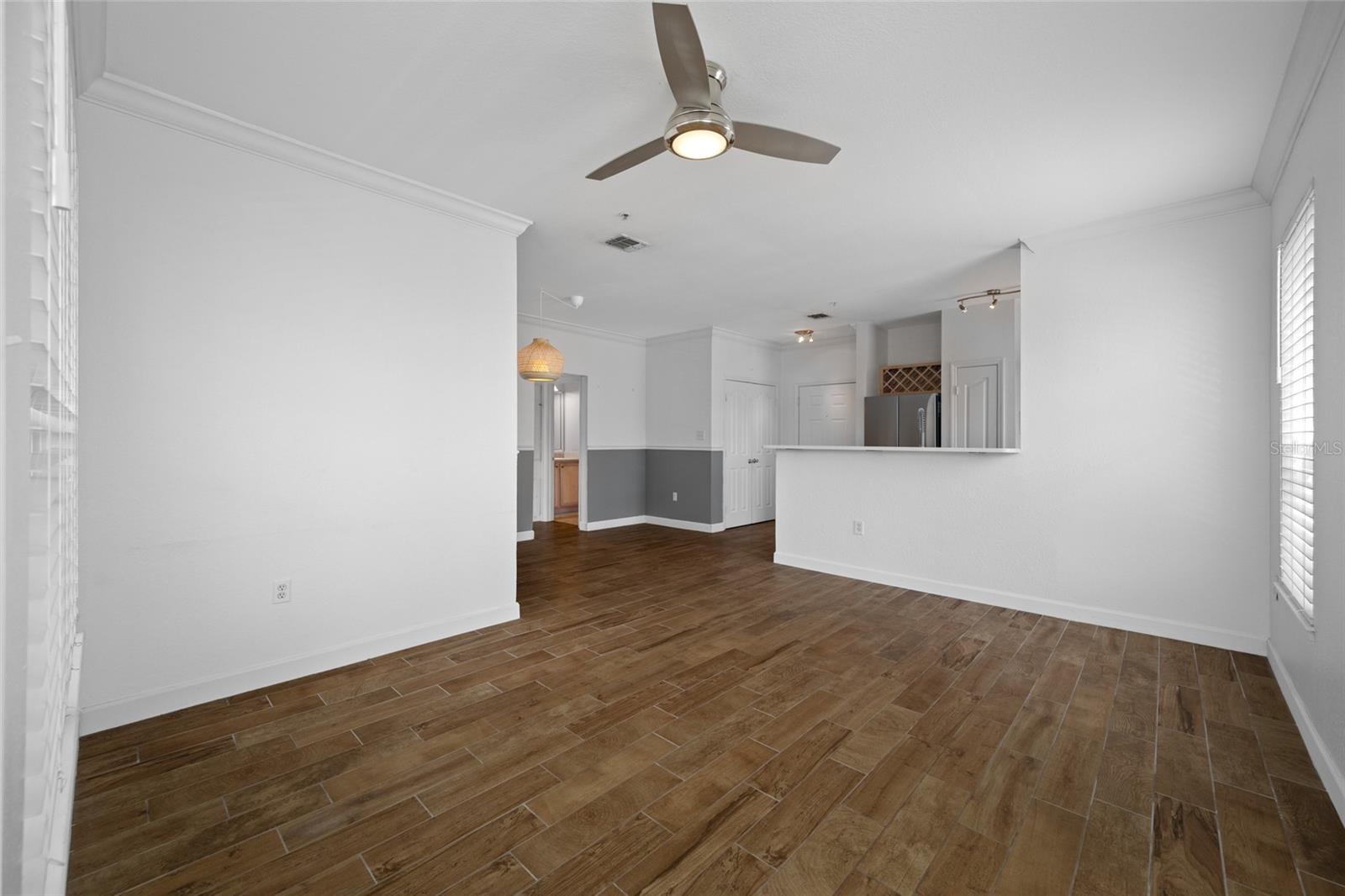 5000 CULBREATH KEY WAY #1-201, TAMPA, FL, 33611