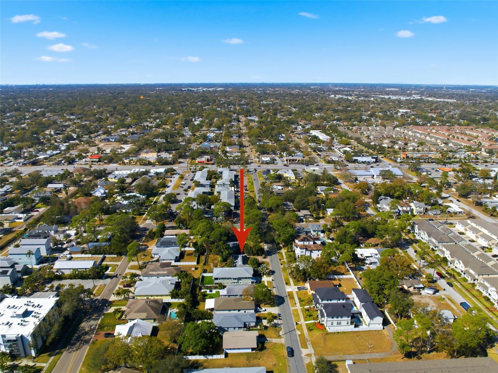 208 48TH AVE N, ST PETERSBURG, FL, 33703