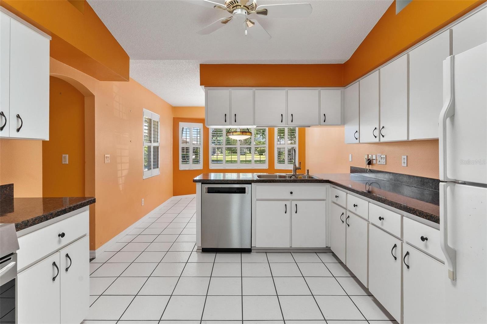 21905 KING ALFRED ST, LEESBURG, FL, 34748