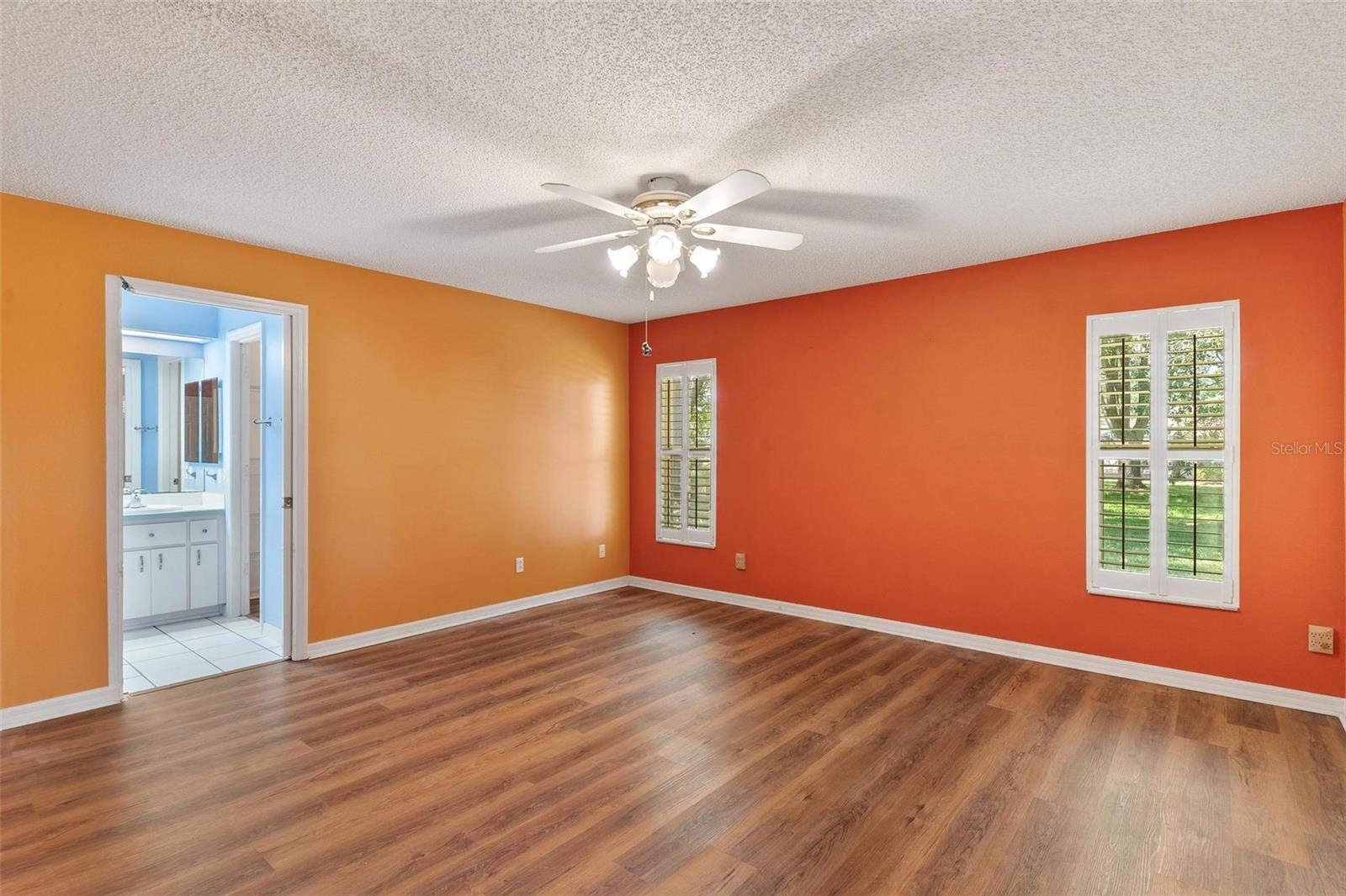 21905 KING ALFRED ST, LEESBURG, FL, 34748