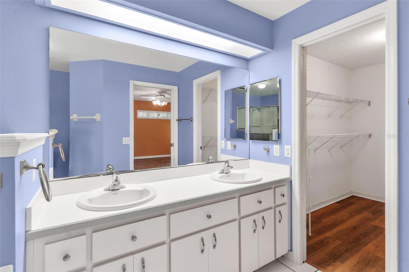 21905 KING ALFRED ST, LEESBURG, FL, 34748