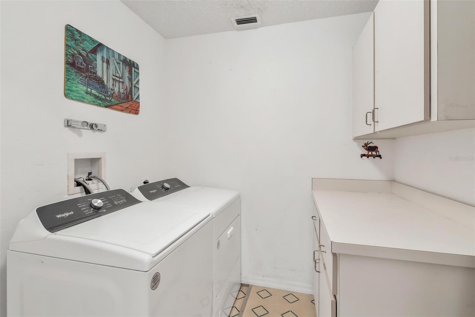 21905 KING ALFRED ST, LEESBURG, FL, 34748