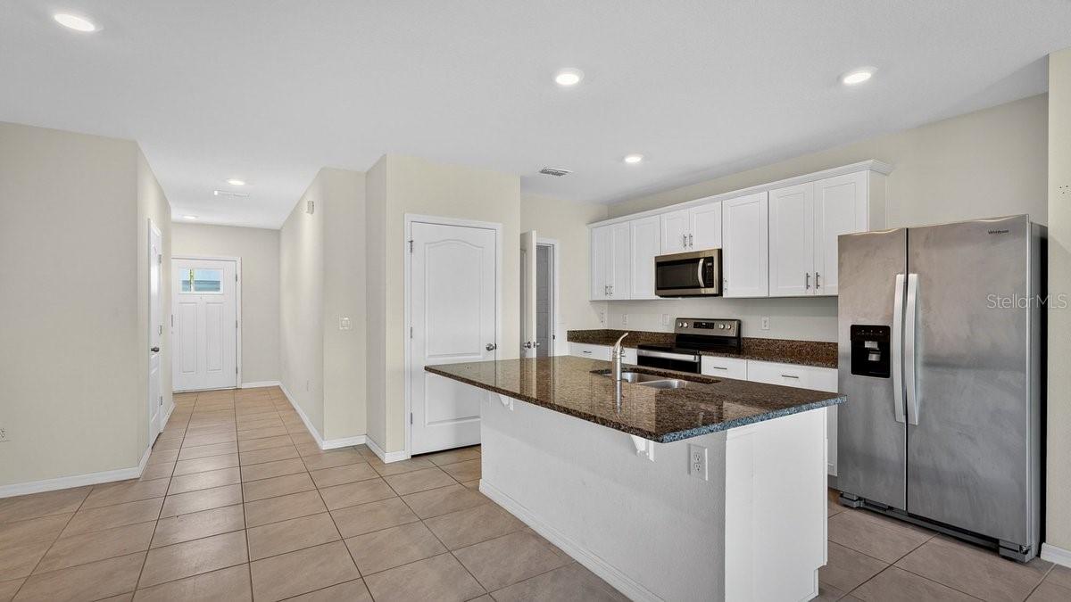 28 BELLA LAGO CIR, PORT ORANGE, FL, 32129