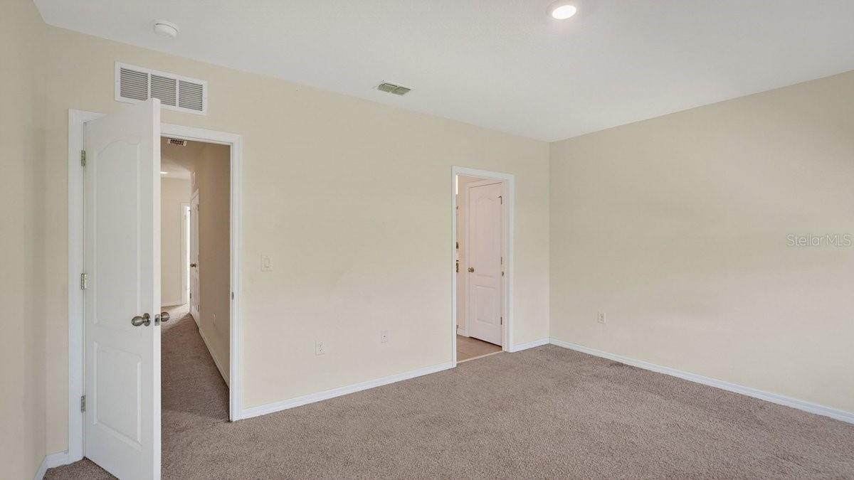 28 BELLA LAGO CIR, PORT ORANGE, FL, 32129