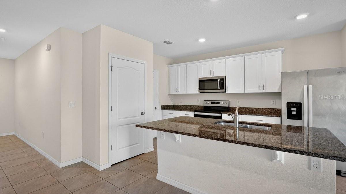 28 BELLA LAGO CIR, PORT ORANGE, FL, 32129