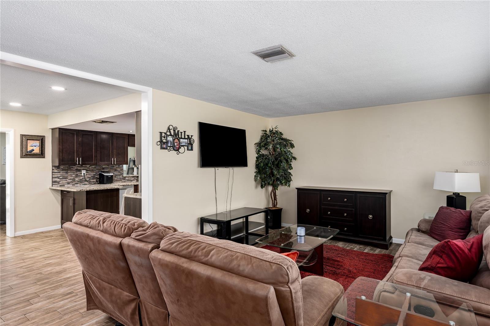 6232 33RD AVE N, ST PETERSBURG, FL, 33710