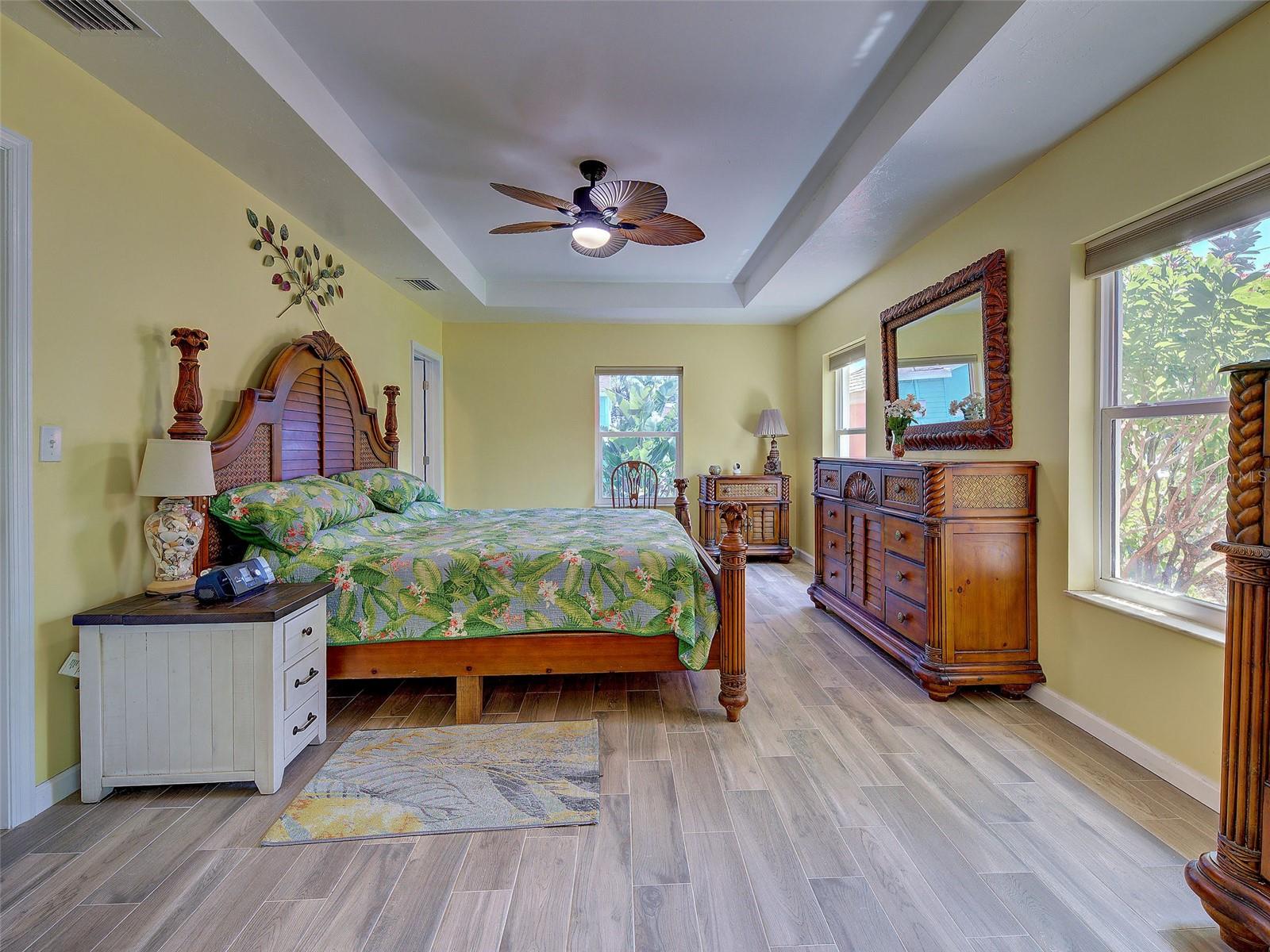 4527 103RD ST W, BRADENTON, FL, 34210