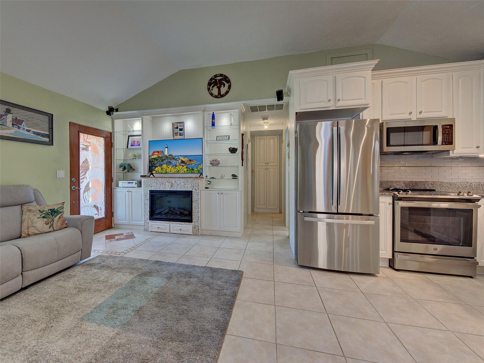 4527 103RD ST W, BRADENTON, FL, 34210