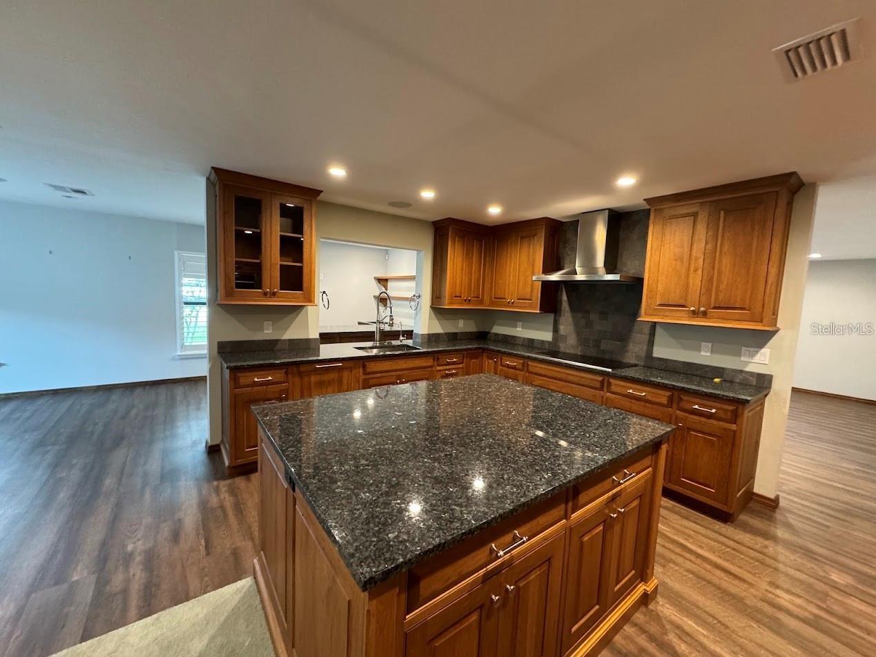 5033 VIVIENDA WAY #19, SARASOTA, FL, 34235