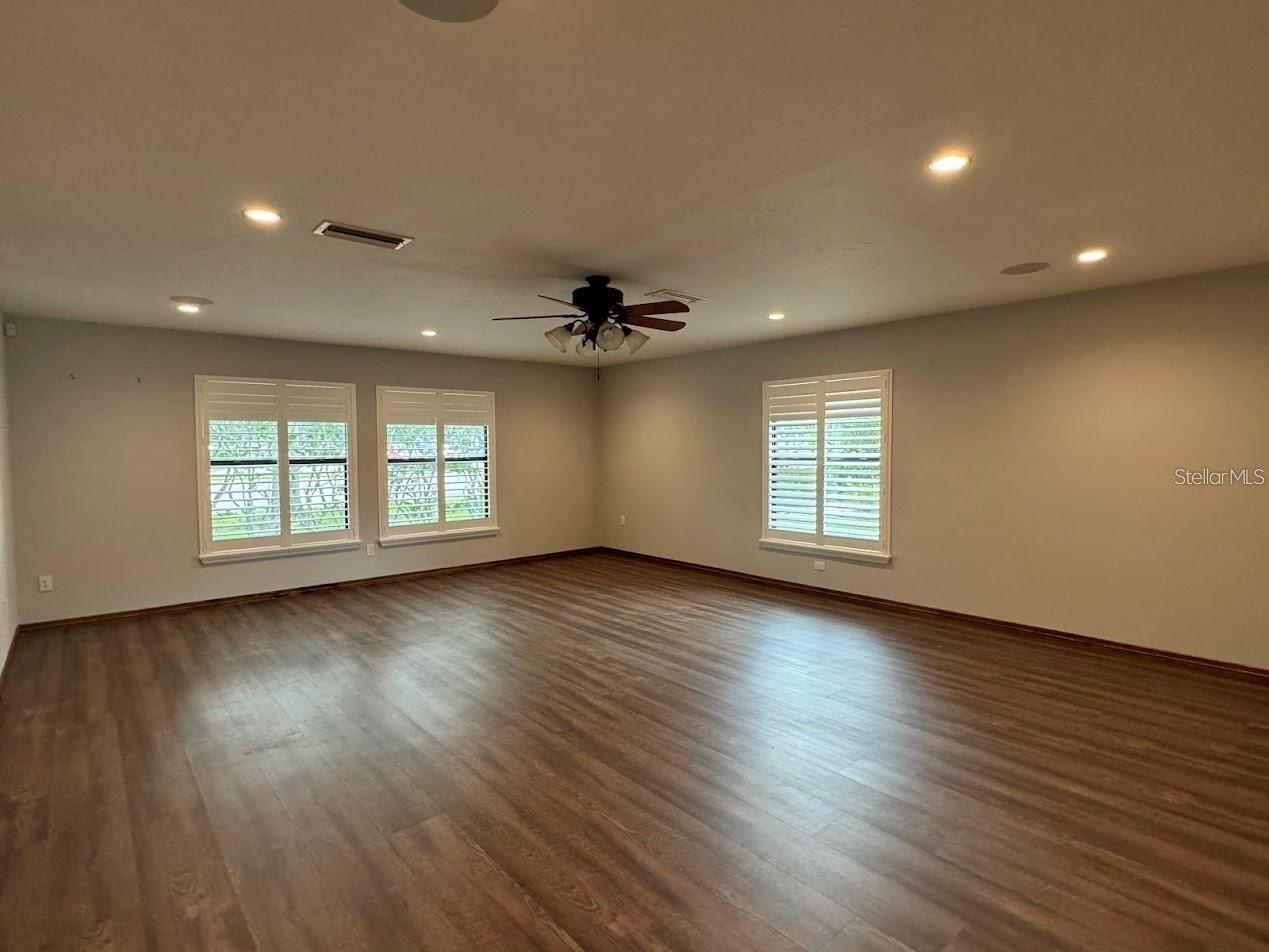 5033 VIVIENDA WAY #19, SARASOTA, FL, 34235