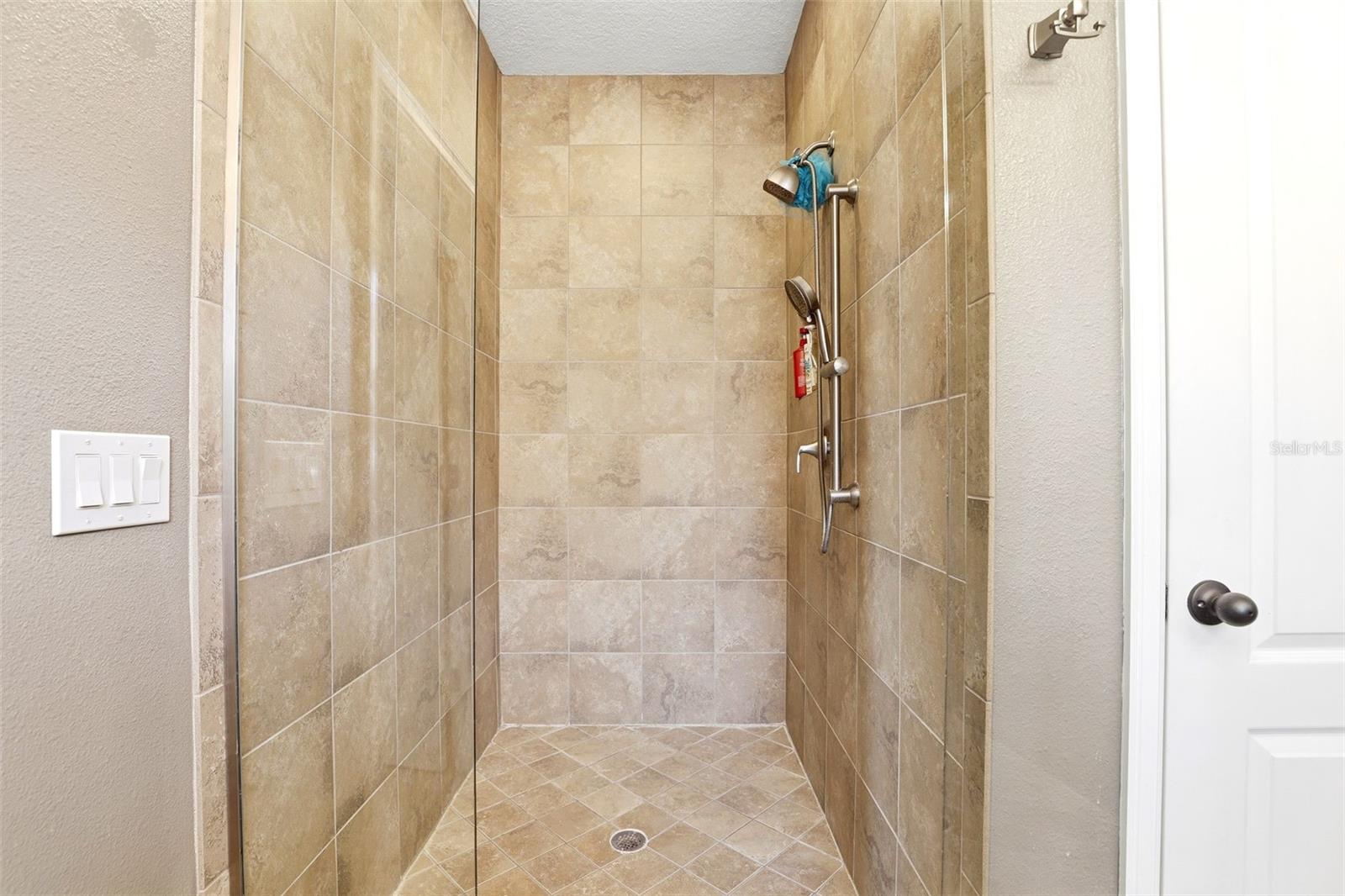 1240 LOBELIA DR, LAKE MARY, FL, 32746