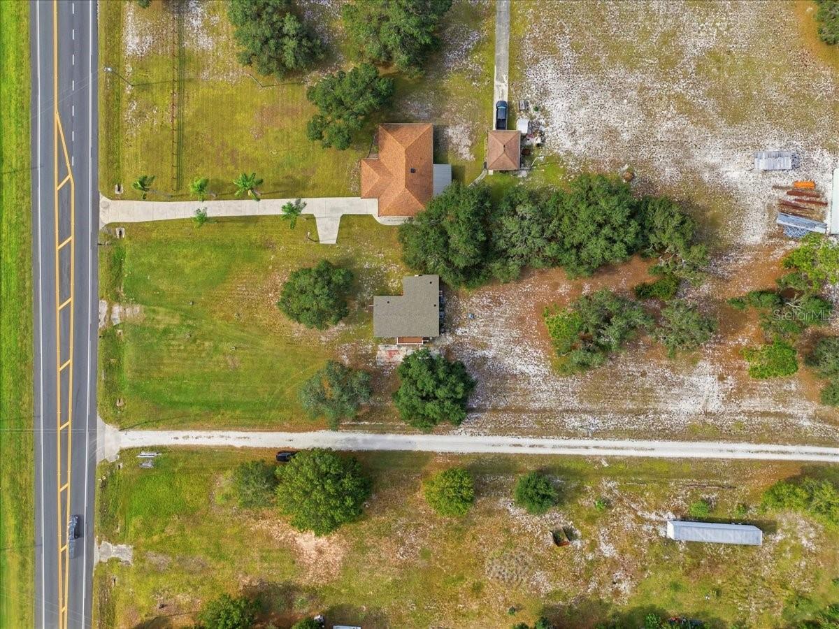 1020 98 W, FROSTPROOF, FL, 33843