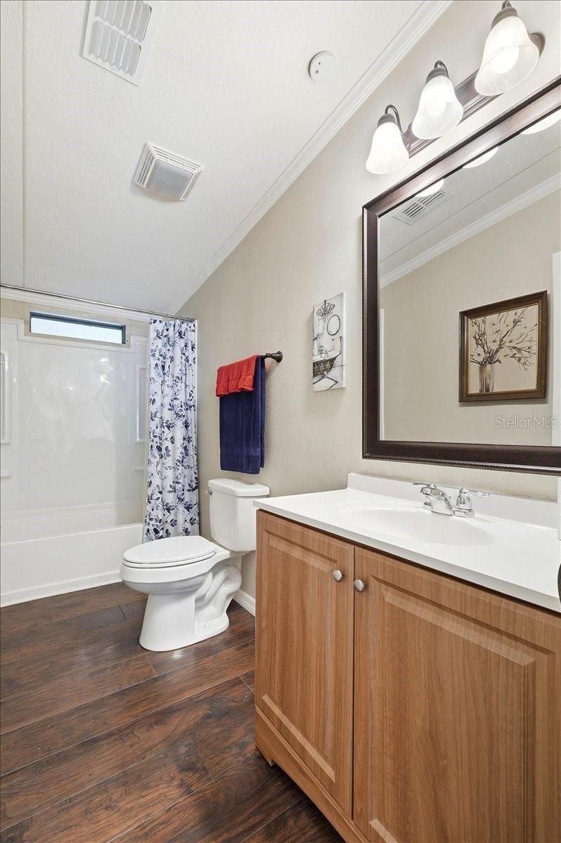 1020 98 W, FROSTPROOF, FL, 33843