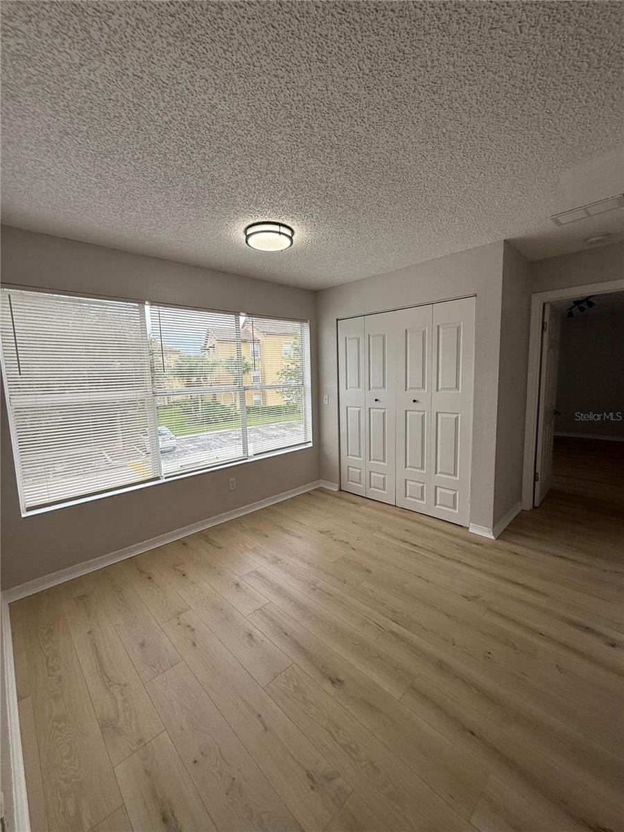 5160 CONROY RD #21, ORLANDO, FL, 32811