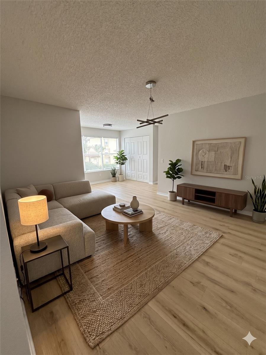 5160 CONROY RD #21, ORLANDO, FL, 32811