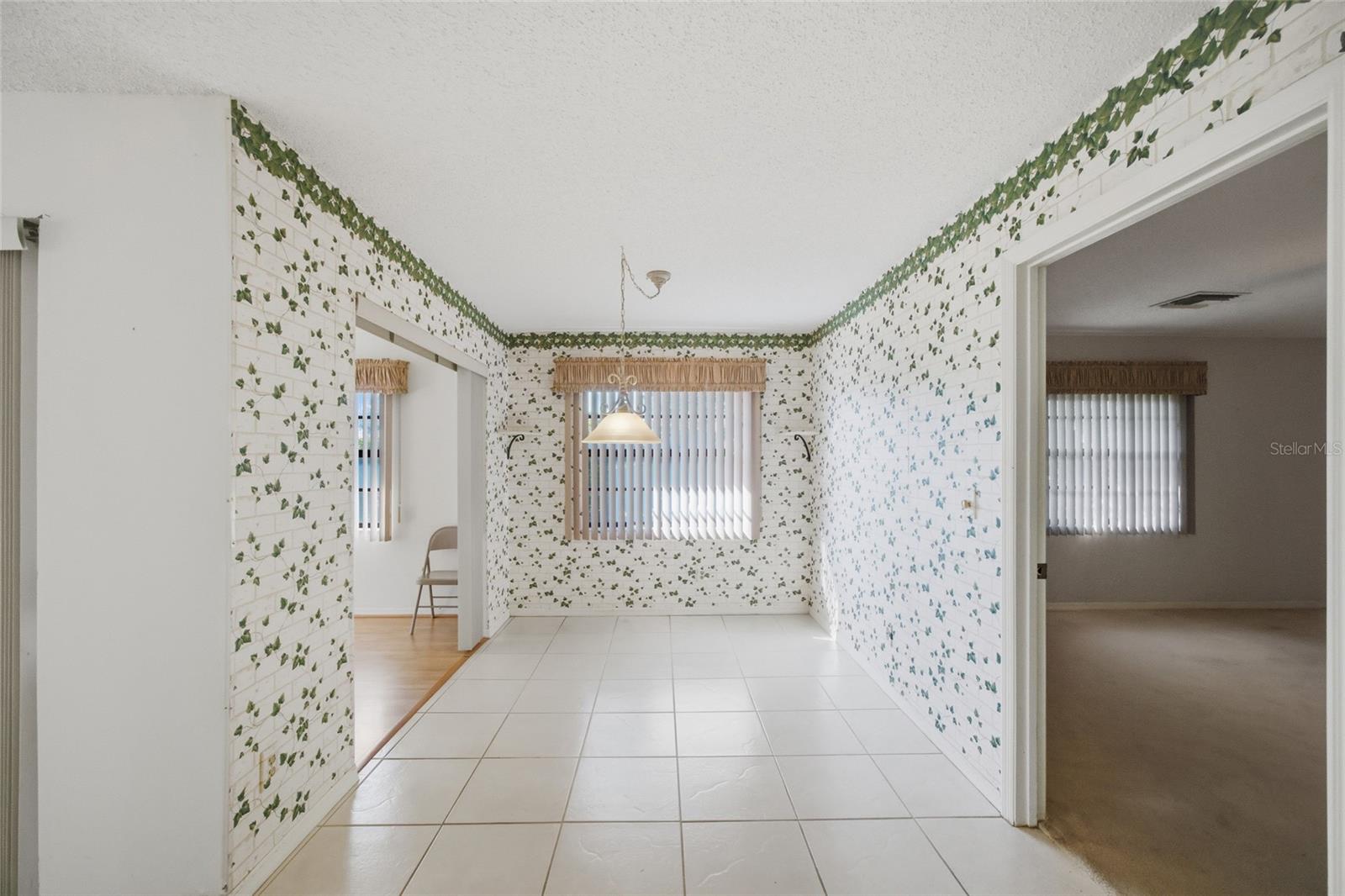 2331 LANCASTER DR, SUN CITY CENTER, FL, 33573