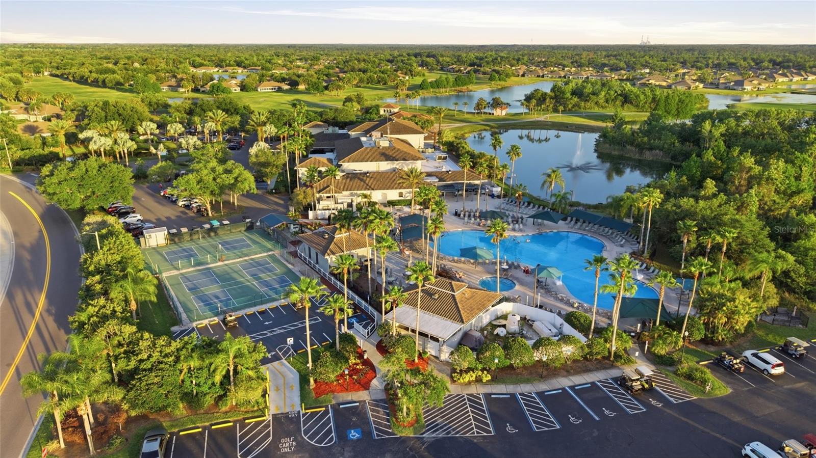 2331 LANCASTER DR, SUN CITY CENTER, FL, 33573