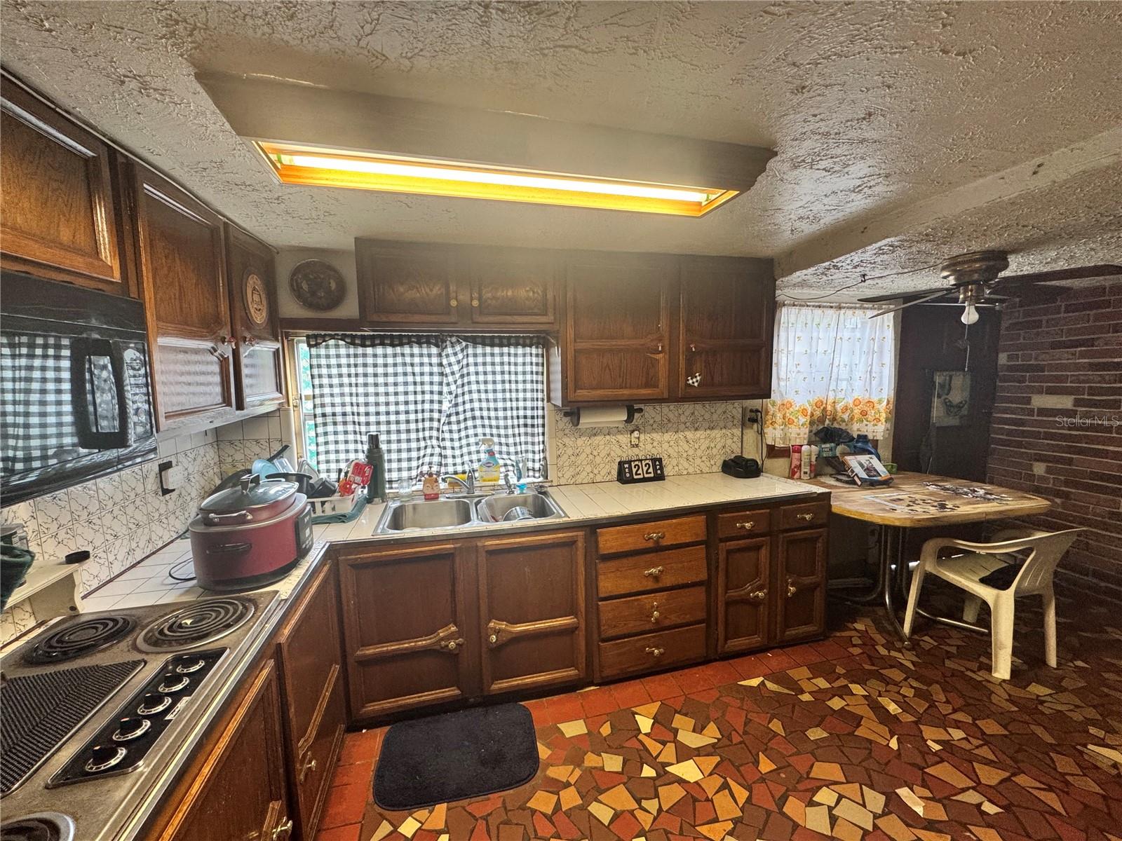 17528 COYOTE RD, HUDSON, FL, 34667