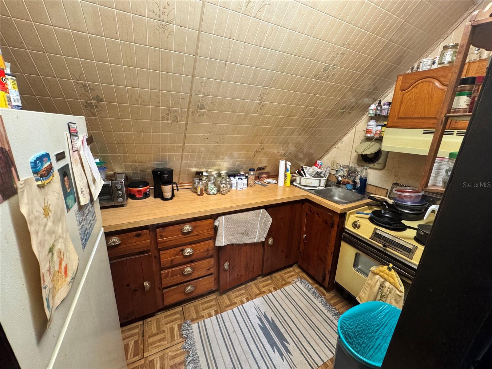 17528 COYOTE RD, HUDSON, FL, 34667