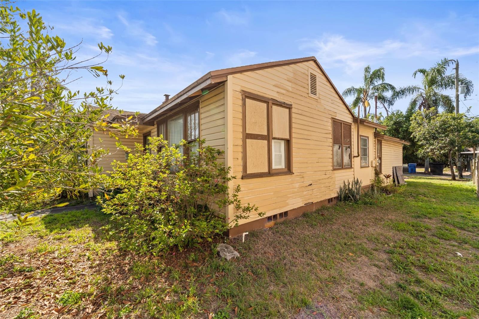 3000 5TH AVE N, ST PETERSBURG, FL, 33713