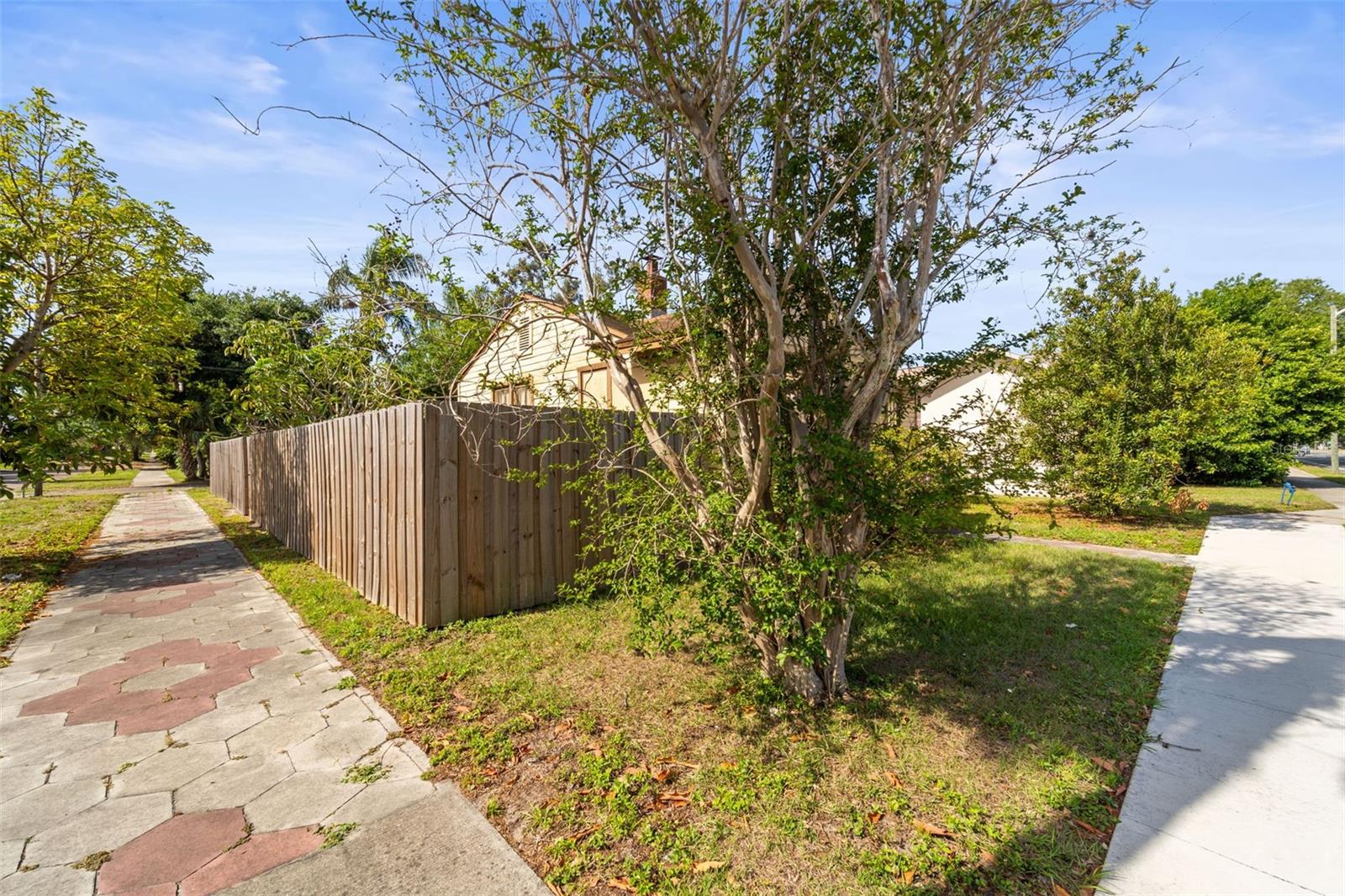 3000 5TH AVE N, ST PETERSBURG, FL, 33713