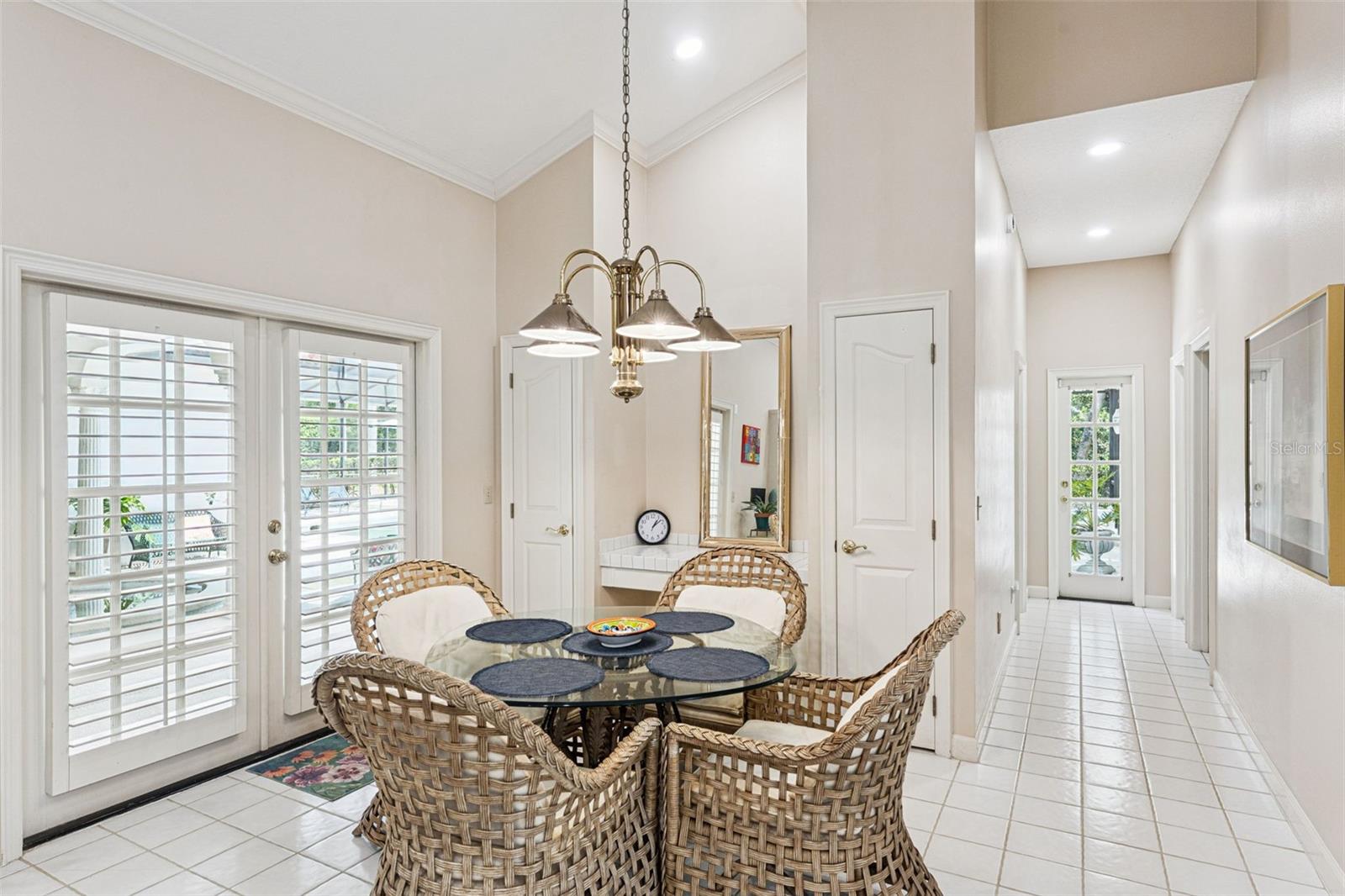 628 E CLUB CIR, LONGWOOD, FL, 32779