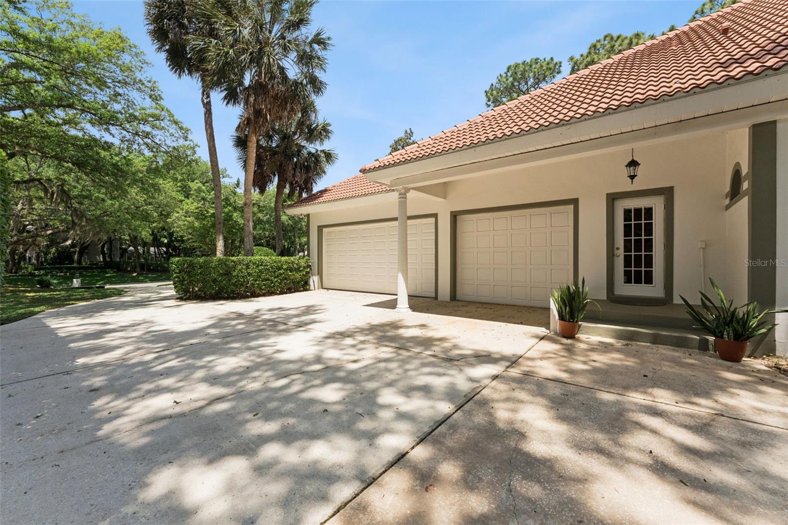 628 E CLUB CIR, LONGWOOD, FL, 32779