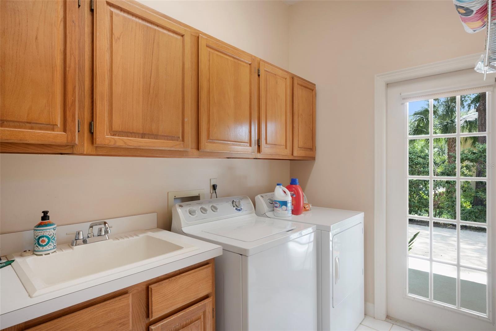 628 E CLUB CIR, LONGWOOD, FL, 32779