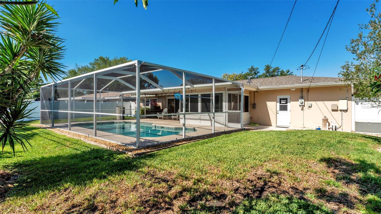 1443 EASTFIELD DR, CLEARWATER, FL, 33764