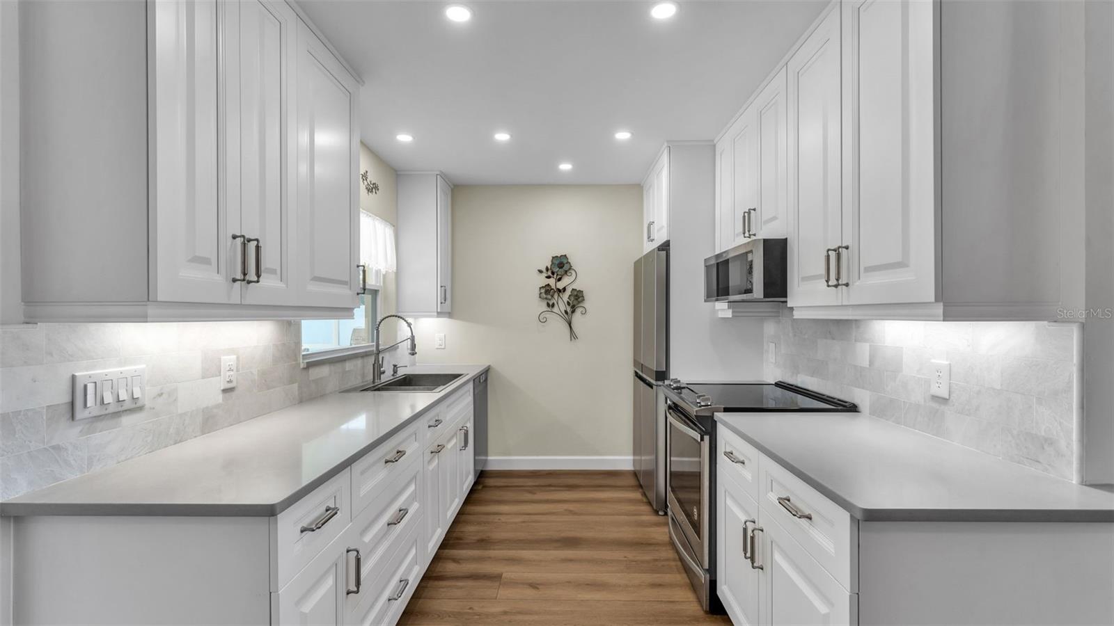 1443 EASTFIELD DR, CLEARWATER, FL, 33764