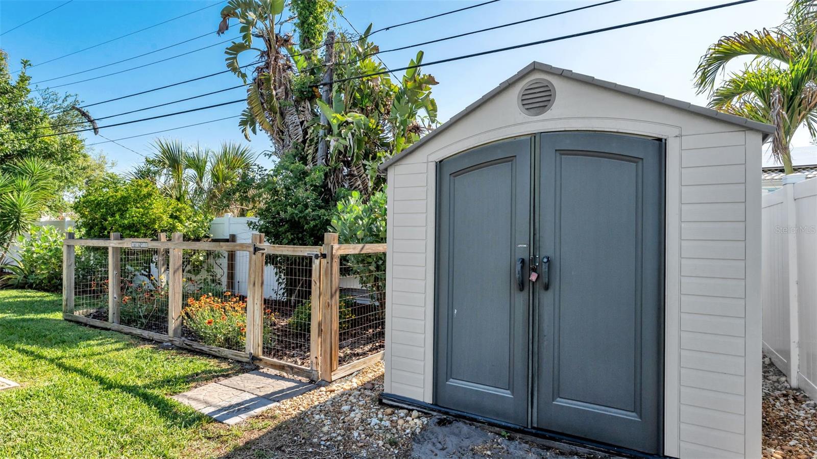 1443 EASTFIELD DR, CLEARWATER, FL, 33764