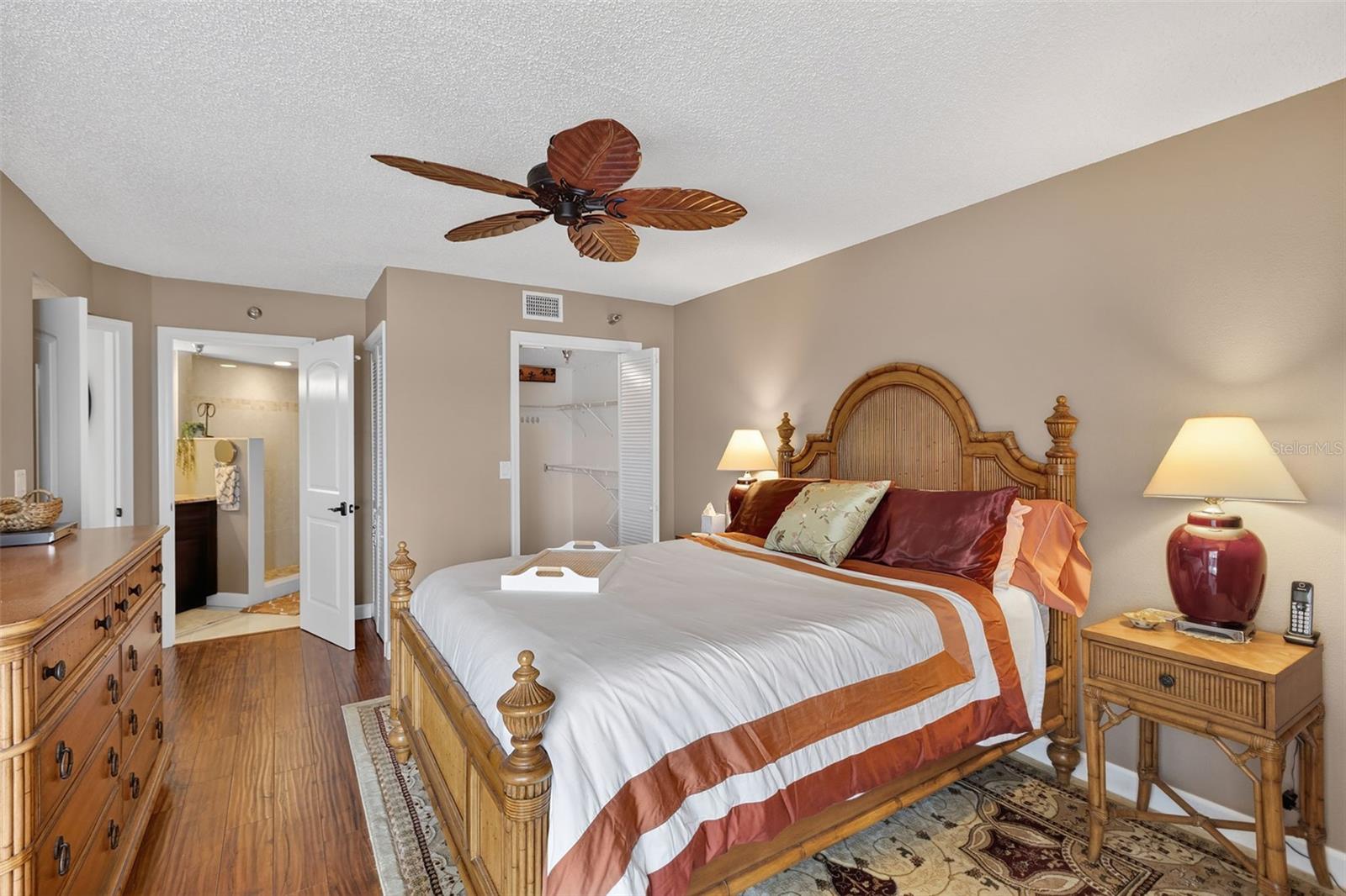 LEMON BAY BREEZES PH 02 BLDG B, ENGLEWOOD, FL, 34223